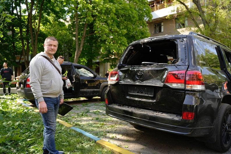 Брат пораненого Вадидим Войтенко. Фото: Суспільне Харків