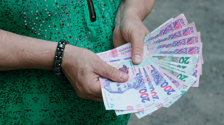 Пенсійний борг пережив власника: чи можуть спадкоємці отримати гроші - 290x160