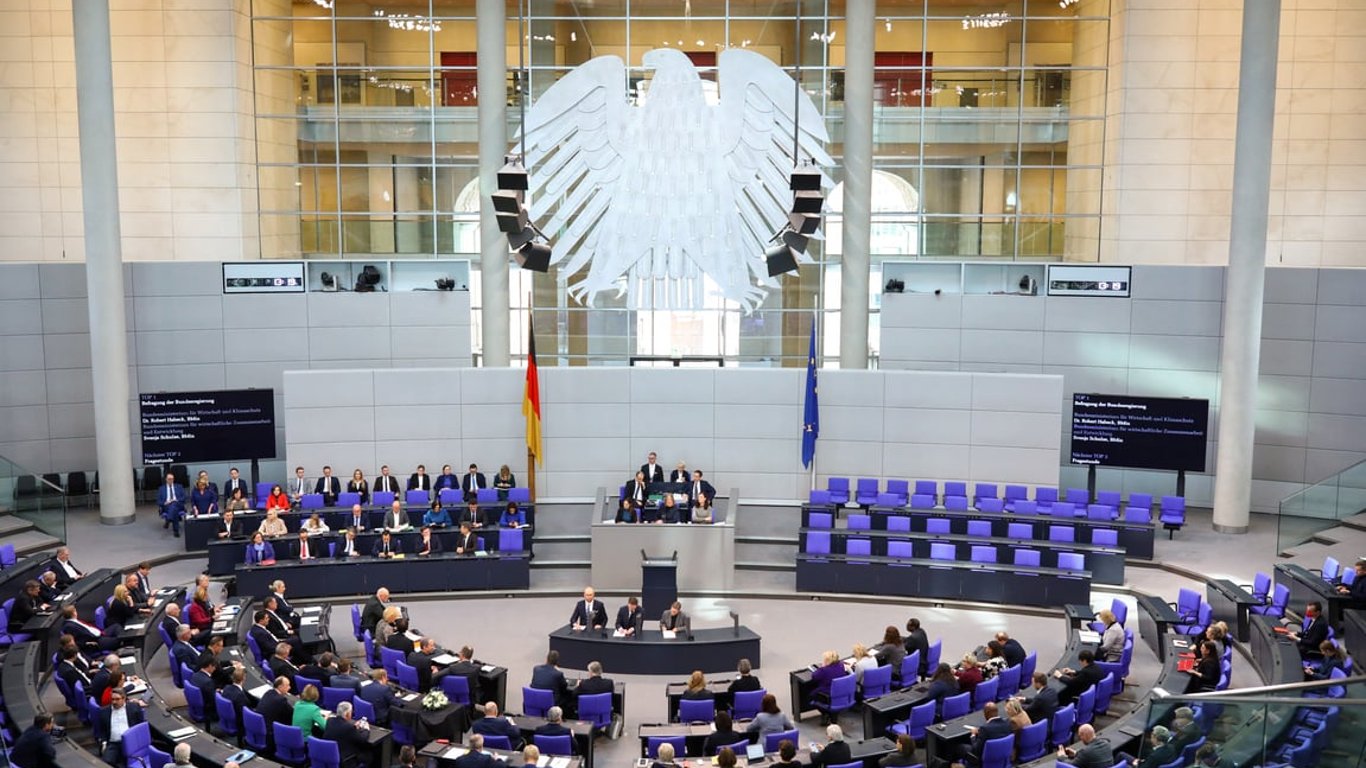 Немецкий депутат призвала ЕС создать собственный ядерный щит