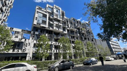 РФ атаковала ЖК UNIT.Home в Киеве: фоторепортаж - 304x171