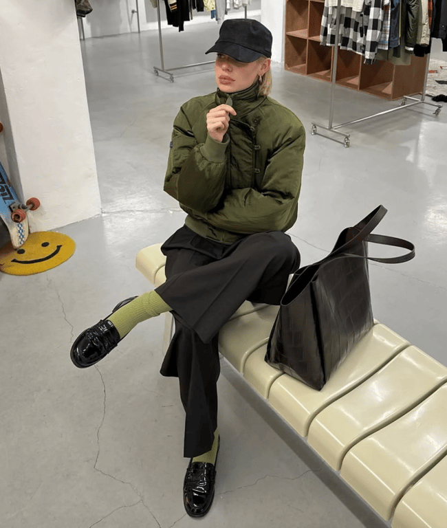 Оливковий колір цього сезону додасть родзинки у образи