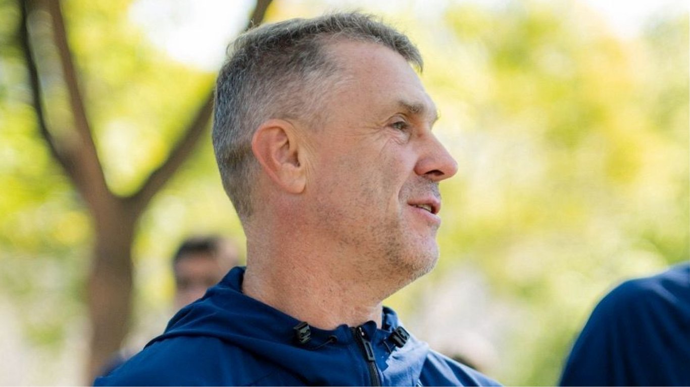 Сергей Ребров