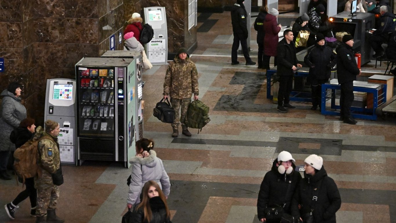 Відрядження під час війни у 2025 році — як оплачується та скільки триває