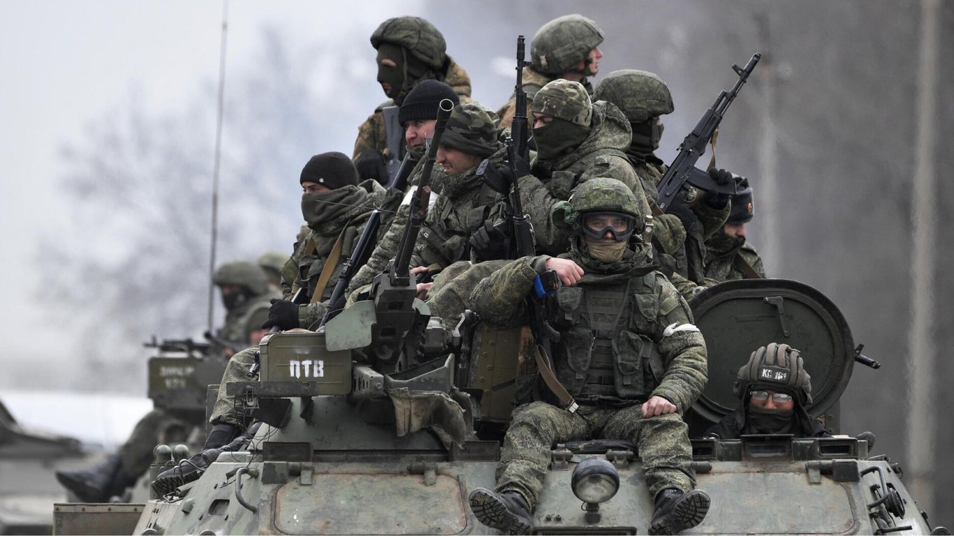 Росіяни наступають на Донбасі, але не мають достатньо сили для прориву української оборони