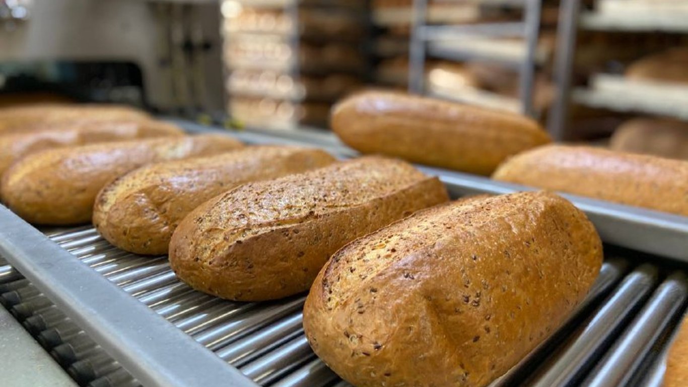 Дорогая буханка: в Украине может вырасти стоимость хлеба