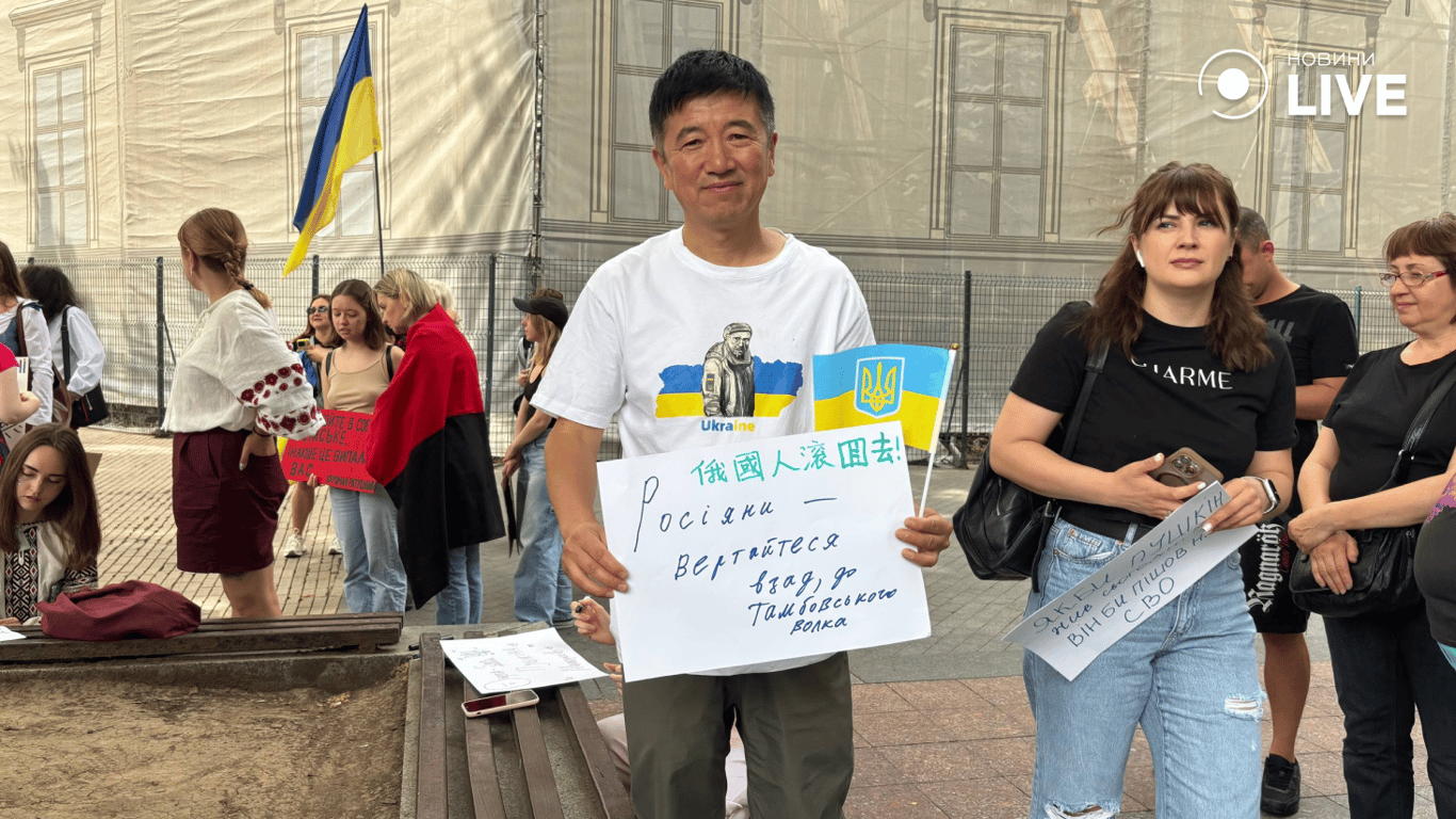 Одеса без Пушкіна — містяни вийшли до пам'ятника, стався скандал - фото 3