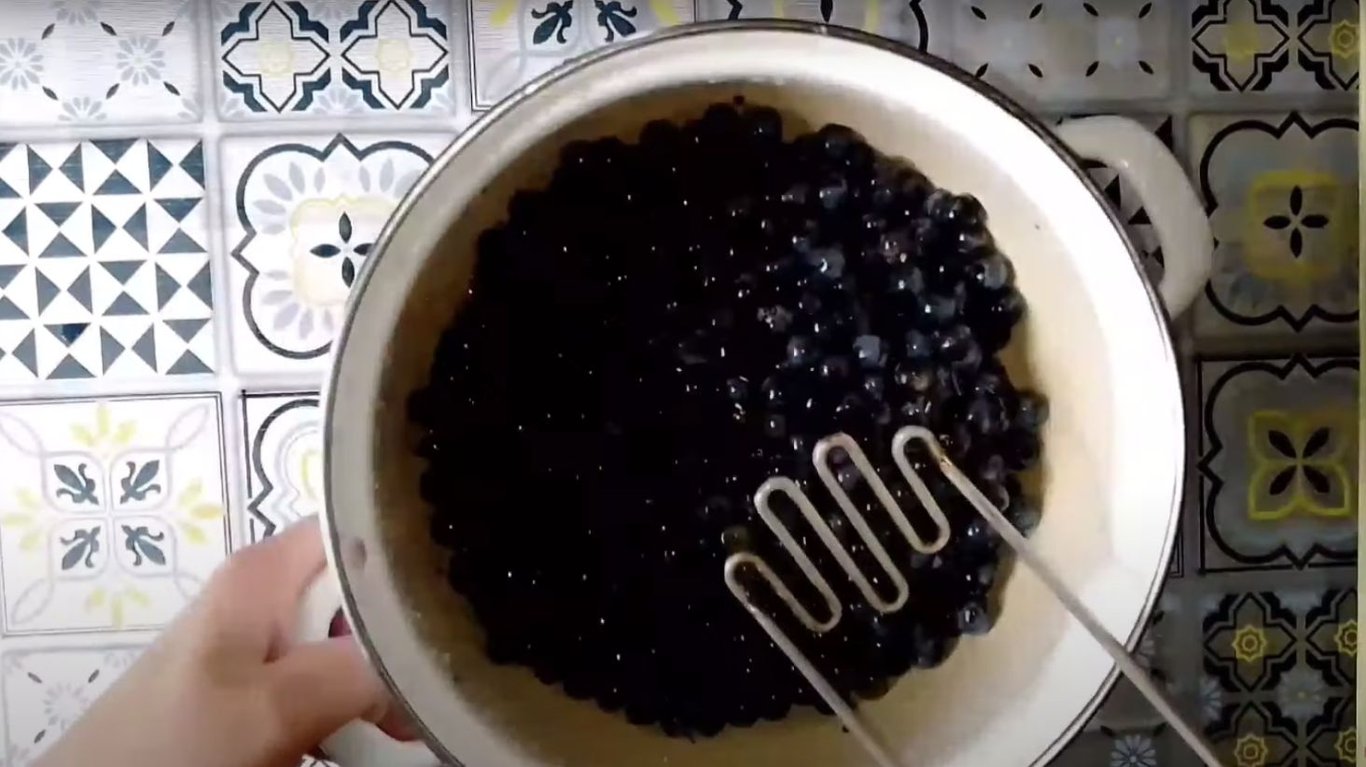 мед з винограду на зиму з двох інгредієнтів — покроковий рецепт заготовки 