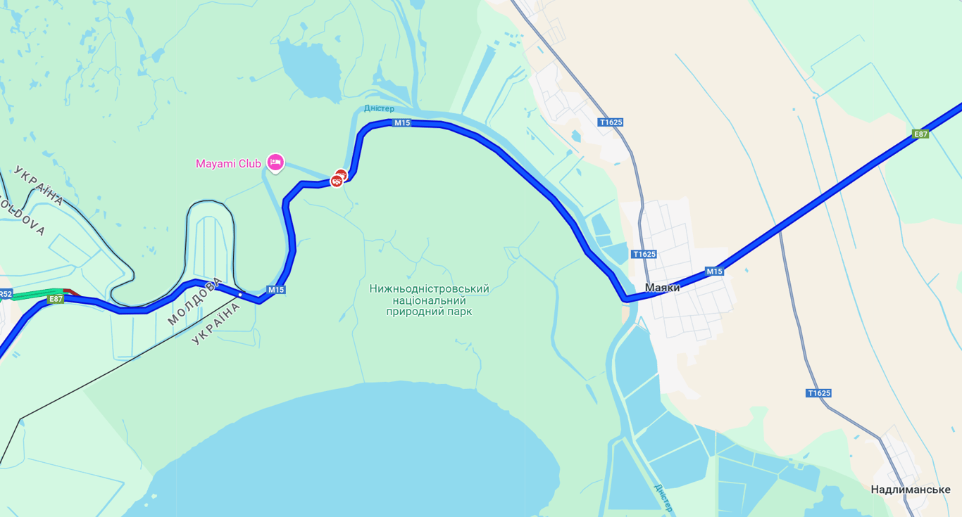 ДТП та черги на кордонах — ситуація на трасі Одеса-Рені - фото 1