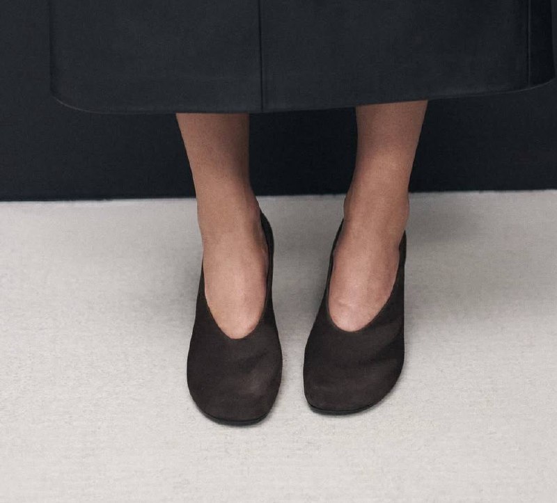 З яким вирізом туфлі в тренді