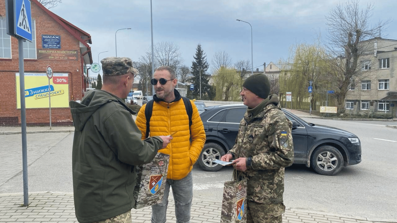 В Харькове потасовка между работниками ТЦК и местными