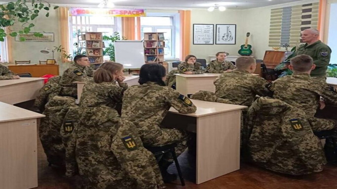 Поступление в военный вуз: какие преимущества и кого примут на обучение