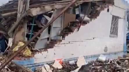 Россияне сбросили КАБ на Сумщину — есть погибшие и раненые - 290x160