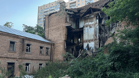 Нічна атака Росії на Київ: постраждали троє людей, одного госпіталізували - 290x160