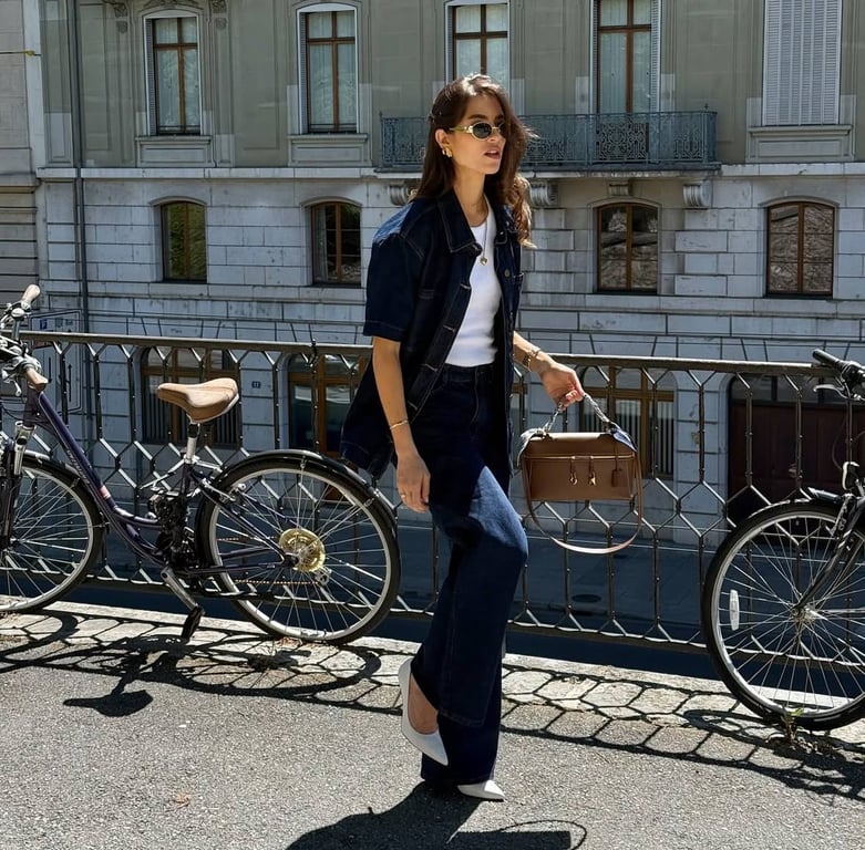 Жакет та джинси мають цього сезону актуальний вигляд