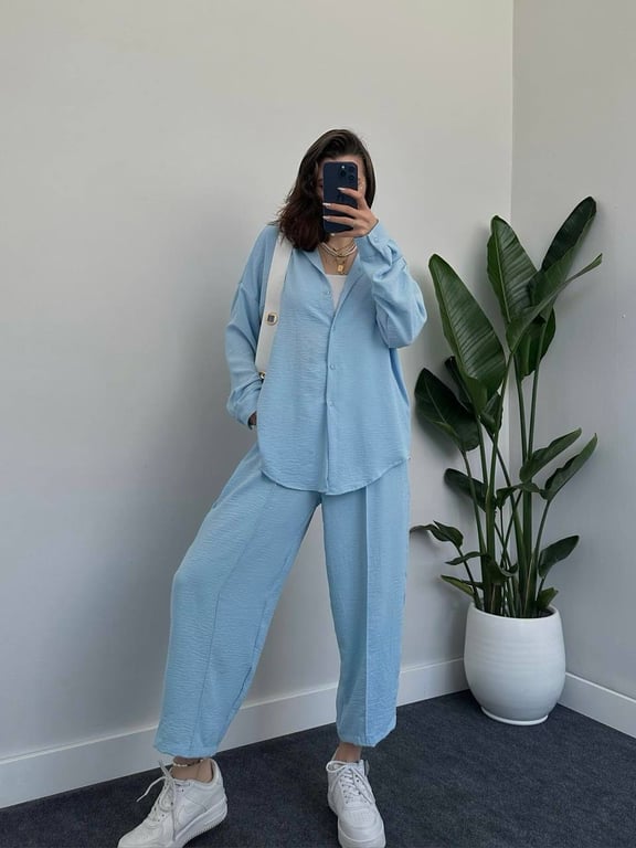 What suit to choose for summer 2025