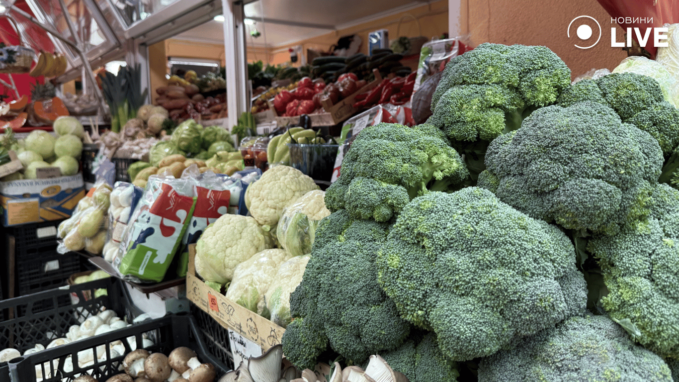 Броколі на Новому базарі в Одесі