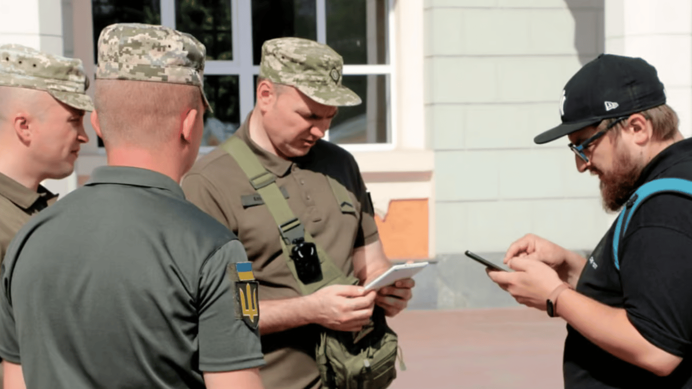 Українські призовники можуть отримати чотири різні види повісток — які саме
