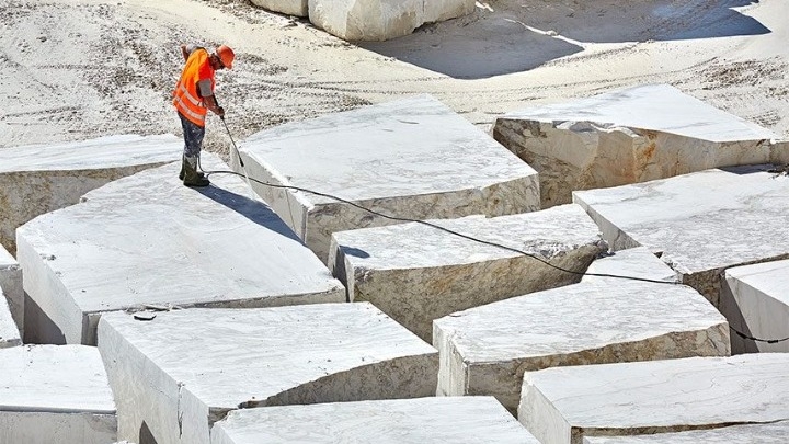 Сяючий скарб — де добувають найкращий мармур у світі - фото 2