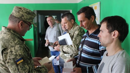 Что ждет в августе мужчин, до сих пор не прошедших ВВК — в Минобороны предупредили - 290x166