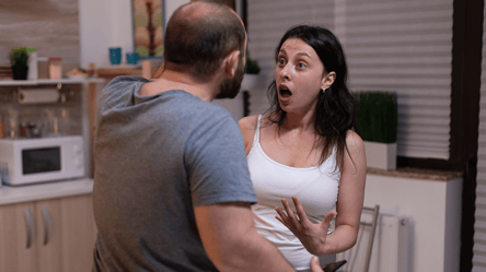 Как ведет себя абьюзер в ссоре — восемь типичных фраз - 285x160