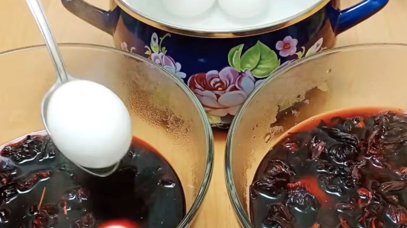 як пофарбувати яйця каркаде