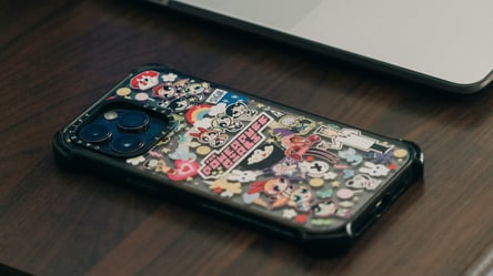 Три речі, які ніколи не варто розміщувати на смартфоні - 290x160