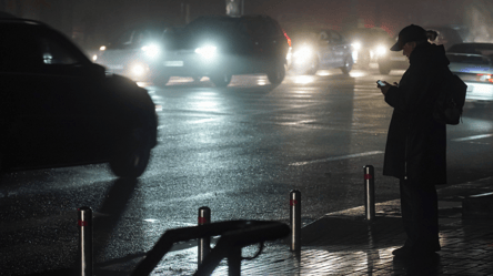 Масштабні знеструмлення — графіки відключення світла на завтра - 285x160