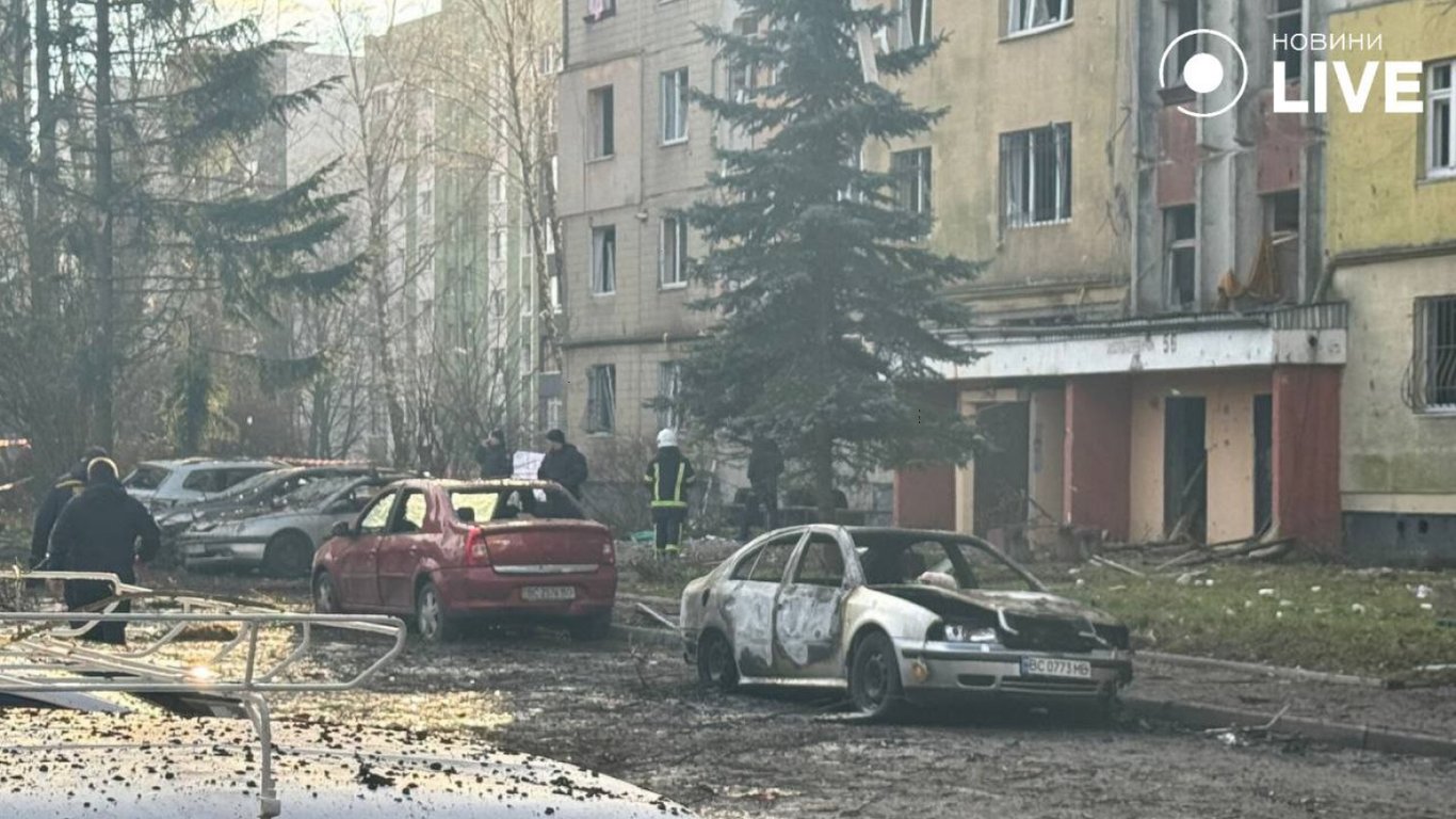 У Львові внаслідок ракетного удару зросла кількість поранених