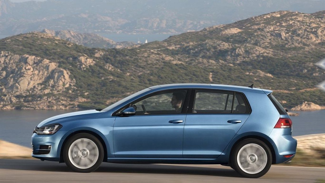 Механік назвав проблемні місця вживаного Volkswagen Golf VII