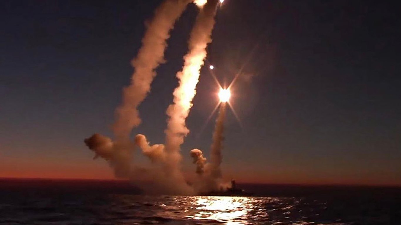 Пуск ракети Калібр