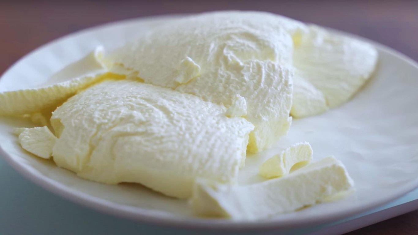 Сливочный сыр, как филадельфия, в домашних условиях из сметаны и лимона — пошаговый рецепт