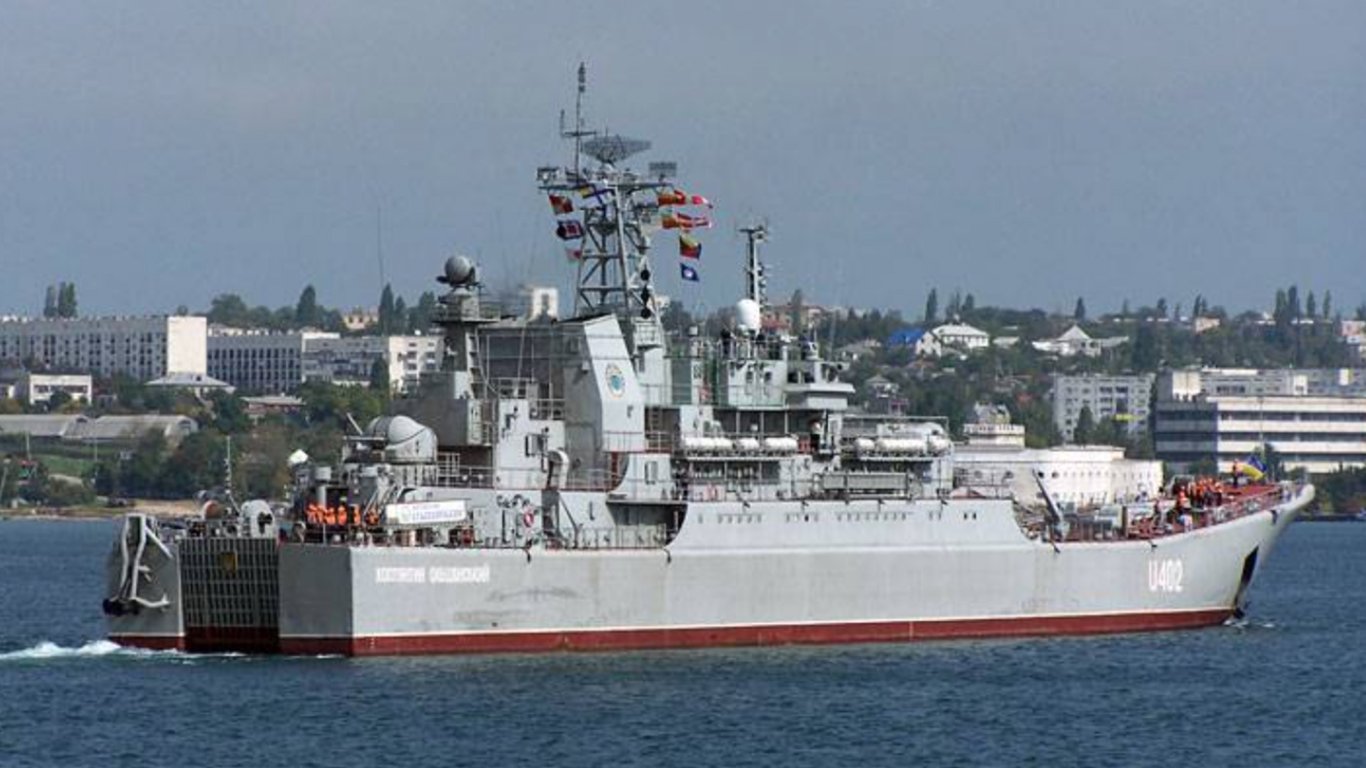 Атаки на Черноморский флот России, потери окупантов, бегство флота в Новороссийск, угроза Крымскому мосту