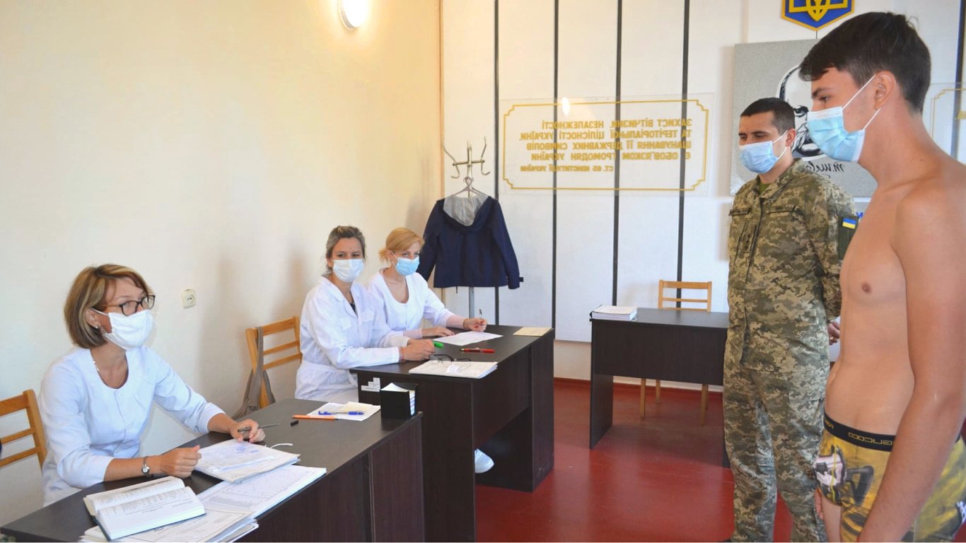 На українців чекають нові покарання за відмову проходити ВЛК — що відомо