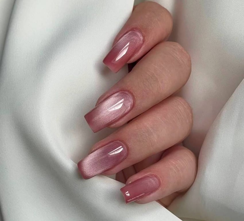 Нігті можуть мати досить ефектний вигляд