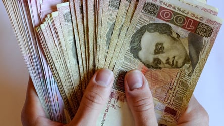 Выплаты для людей с 40-летним стажем — какой может быть пенсия - 285x160