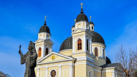 В Черновцах УПЦ МП лишили права пользования землями - 285x160