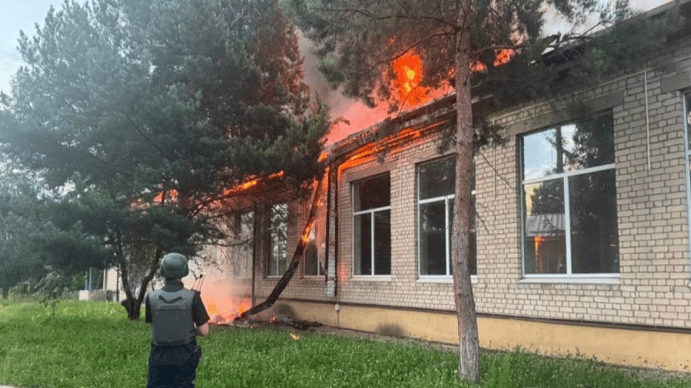 Удари РФ по Харківщині: 13 людей постраждали за добу