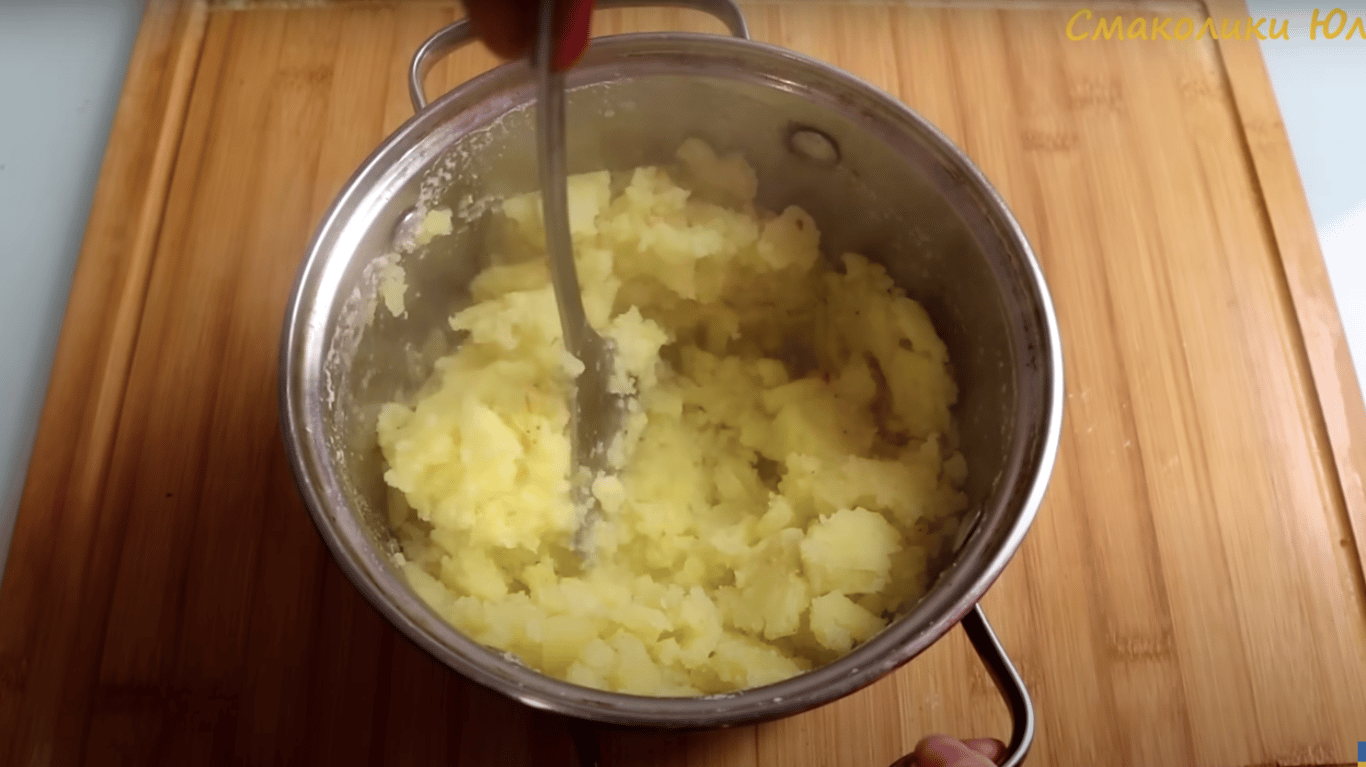 Пісні вареники з картоплею, рецепт з фото