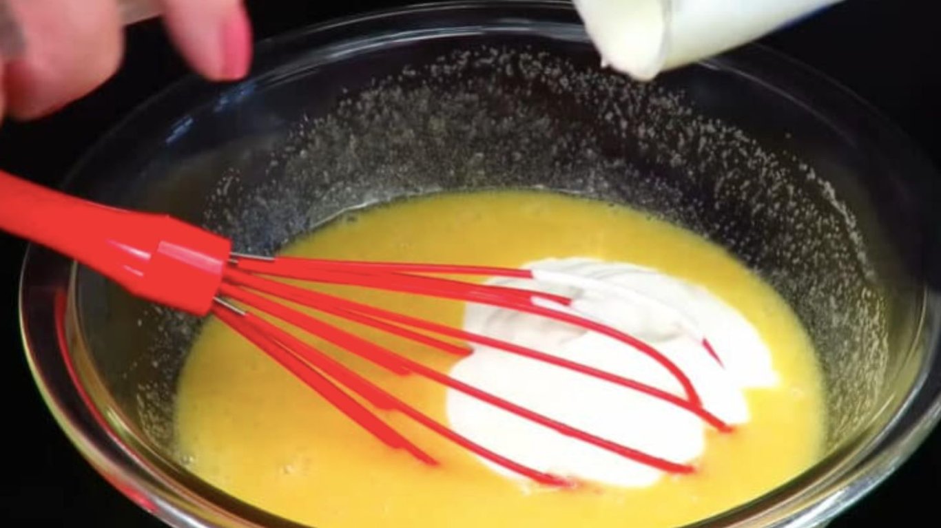 вологий та ніжний торт "три склянки" простий рецепт