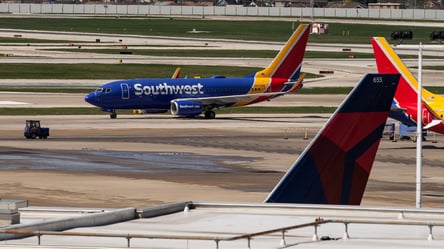 У США затримали тисячі авіарейсів через технічний збій в роботі Southwest - 285x160