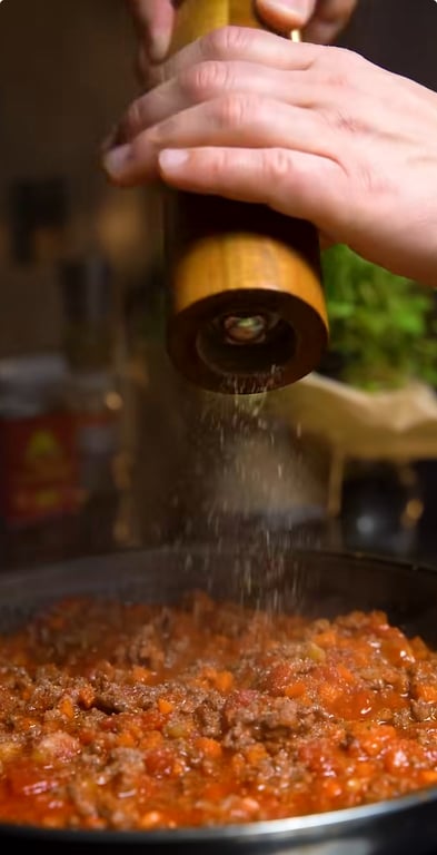 Стейки з капусти з м'ясним соусом - рецепт