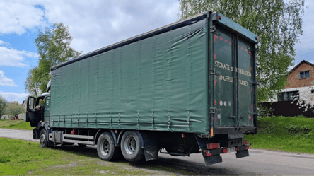 Во Львовской области ограничили движение грузовиков — какая причина - 285x160