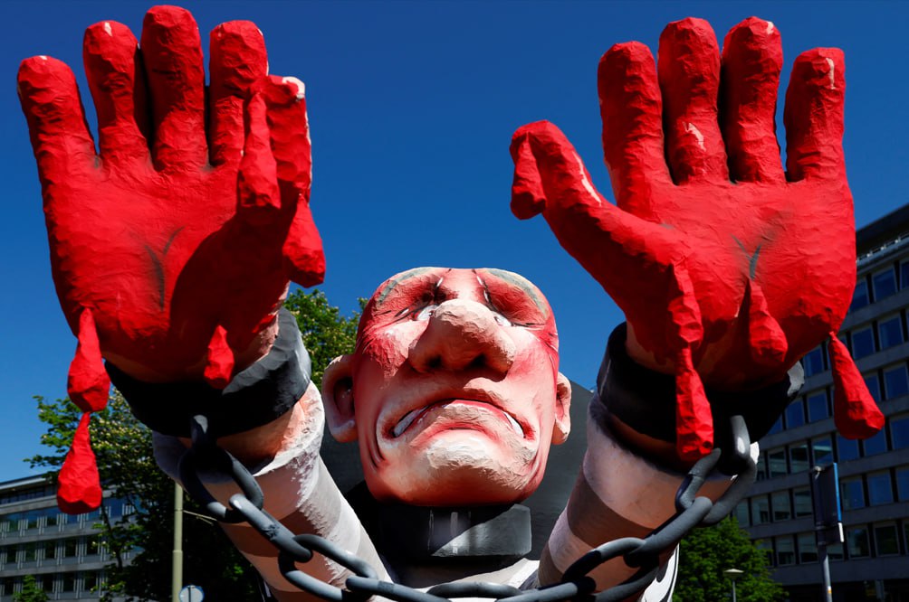 антипутінський мітинг у Гаазі