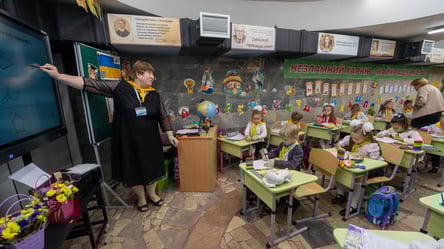 Яку мінімальну зарплату отримають вчителі 1-4 класів у листопаді - 290x160