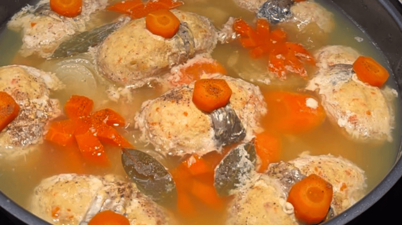 Фарширована риба по-єврейські на Песах