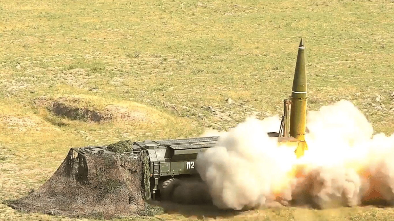 Російська армія завдає ударів балістичними ракетами, які щойно виготовила — подробиці