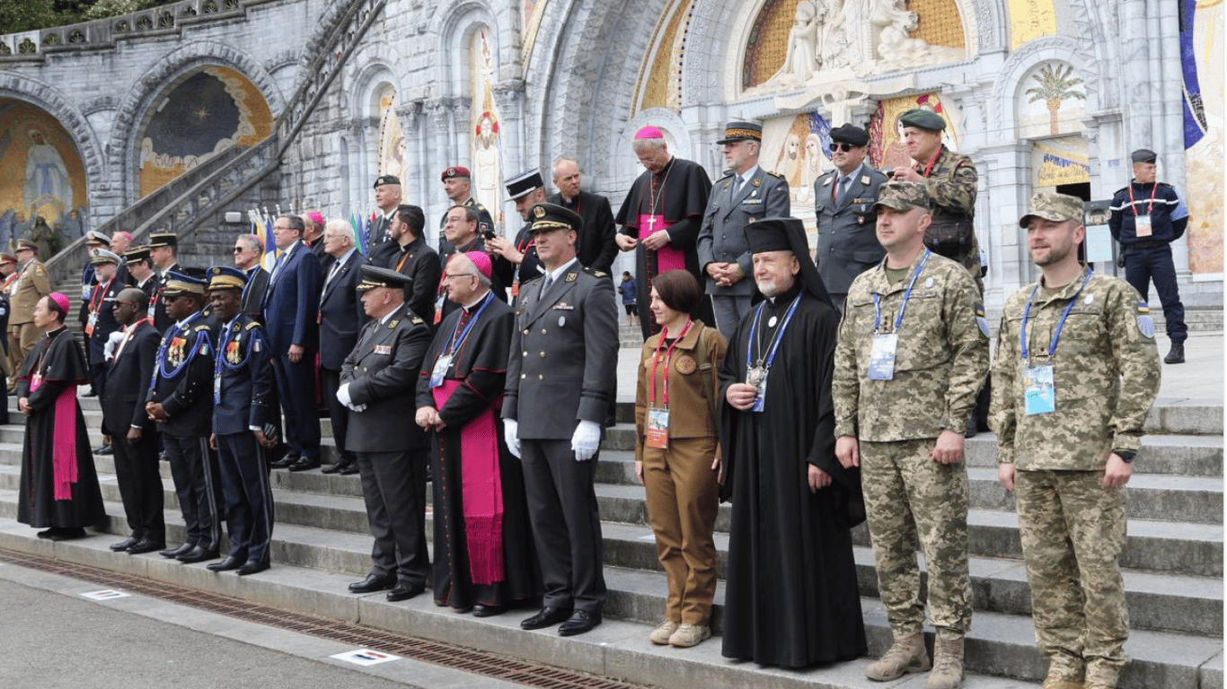Маляр очолила делегацію українських військових капеланів на паломництві у Франції