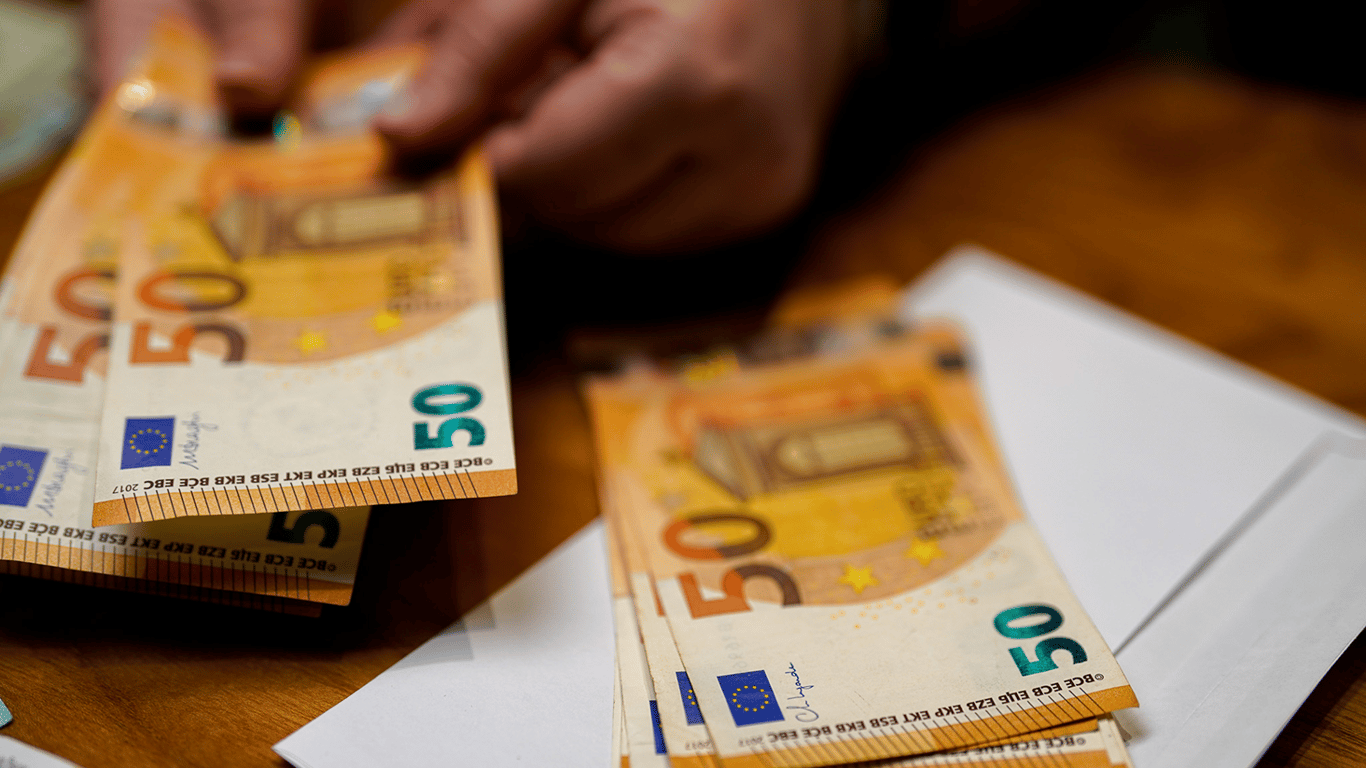 Мінімальна та середня зарплата в Німеччині після сплати податків: реальні суми у 2026 році