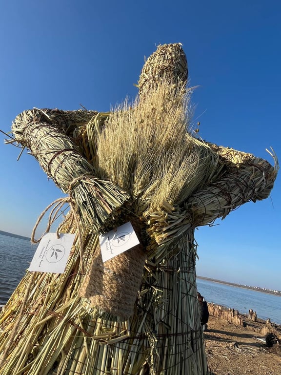 Опудало з соломи