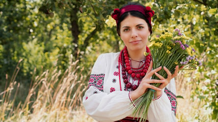 День вышиванки в Украине: история, дата и интересные факты об орнаментах - 285x160